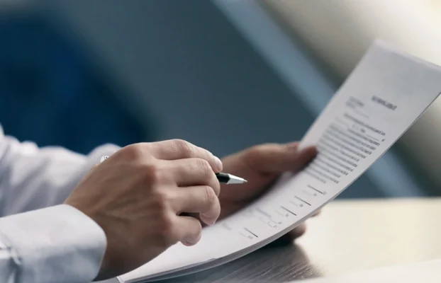 Μετάφραση Νομικών Εγγράφων — Τι Πρέπει να Ξέρεις για να μην Κάνεις Λάθος που Κοστίζει